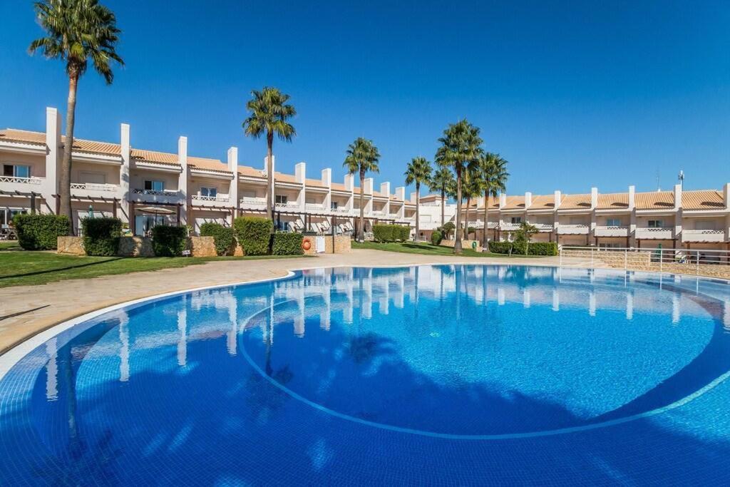 Willa Fantastic Townhouse With Pool And Sea Views Albufeira Zewnętrze zdjęcie