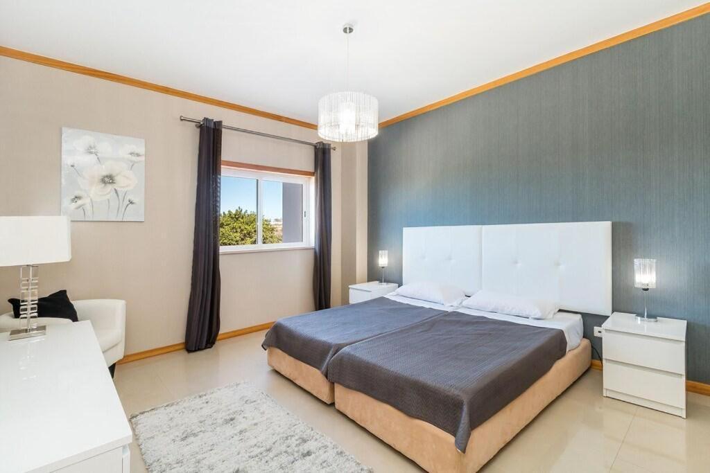 Willa Fantastic Townhouse With Pool And Sea Views Albufeira Zewnętrze zdjęcie