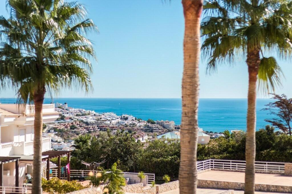 Willa Fantastic Townhouse With Pool And Sea Views Albufeira Zewnętrze zdjęcie